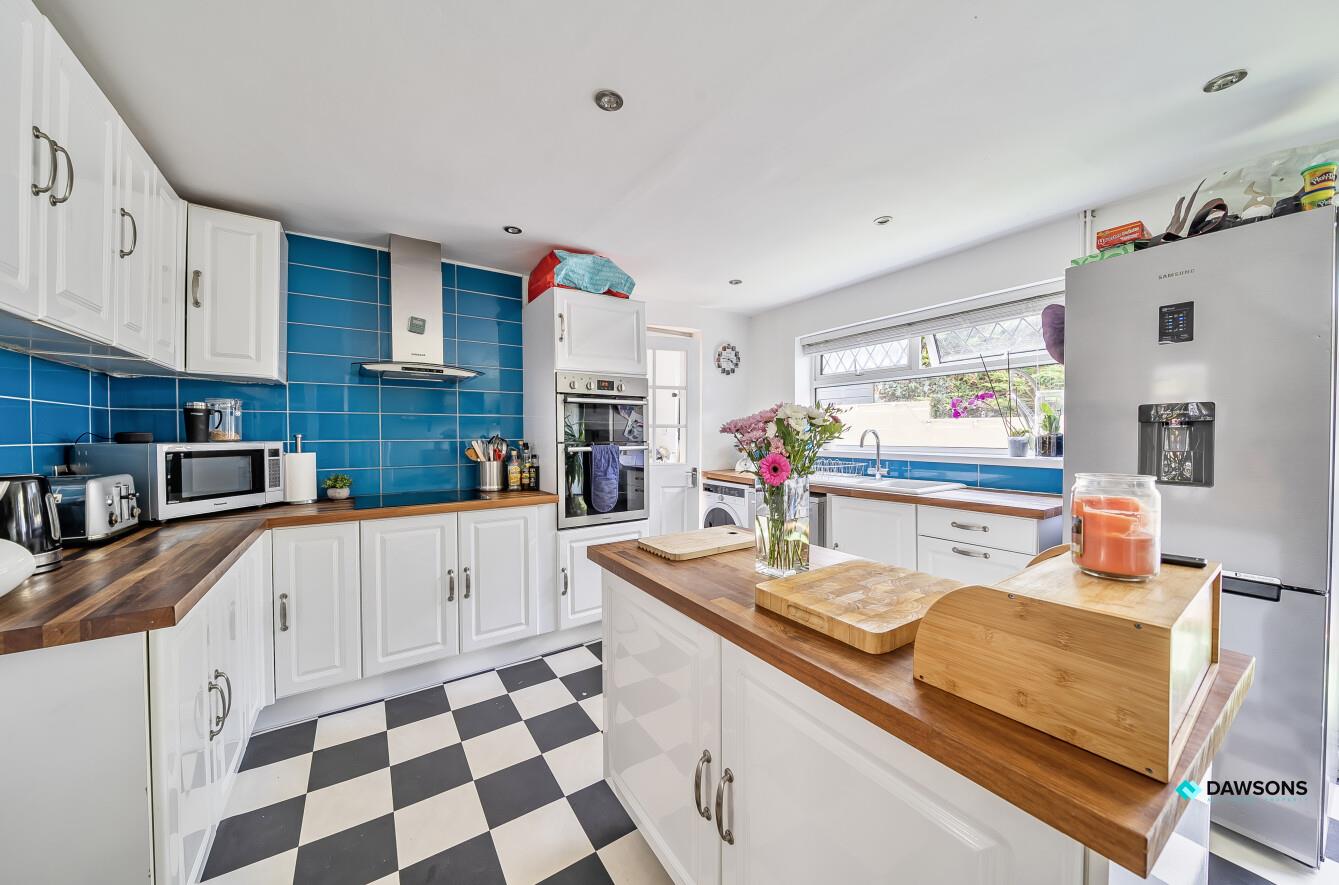 Myrtle Terrace, Mumbles, Swansea, SA3 4DT